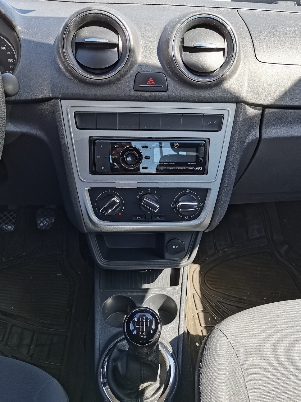 VW GOL 1.6 CL SEDAN 2016